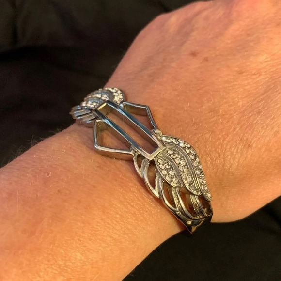 Limited! 🔥Harley Wing Bracelet - Picture 5 of 8